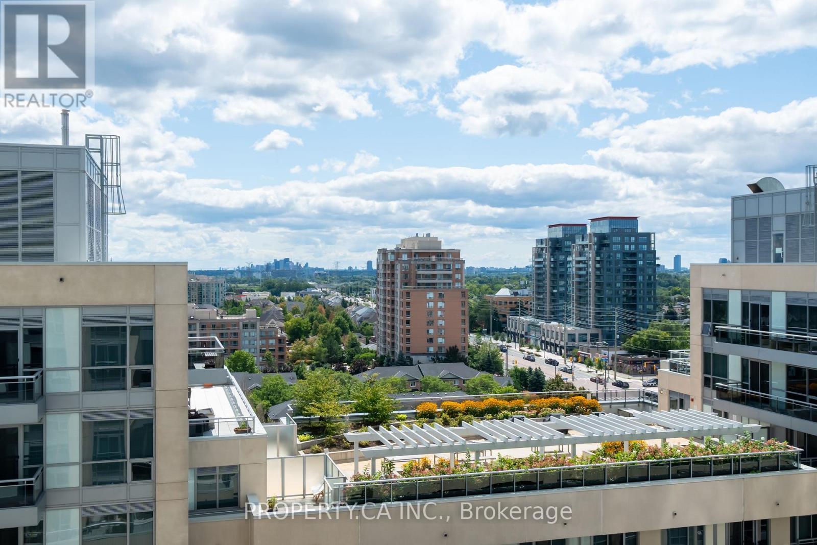 9205 Yonge Street South — photo 18