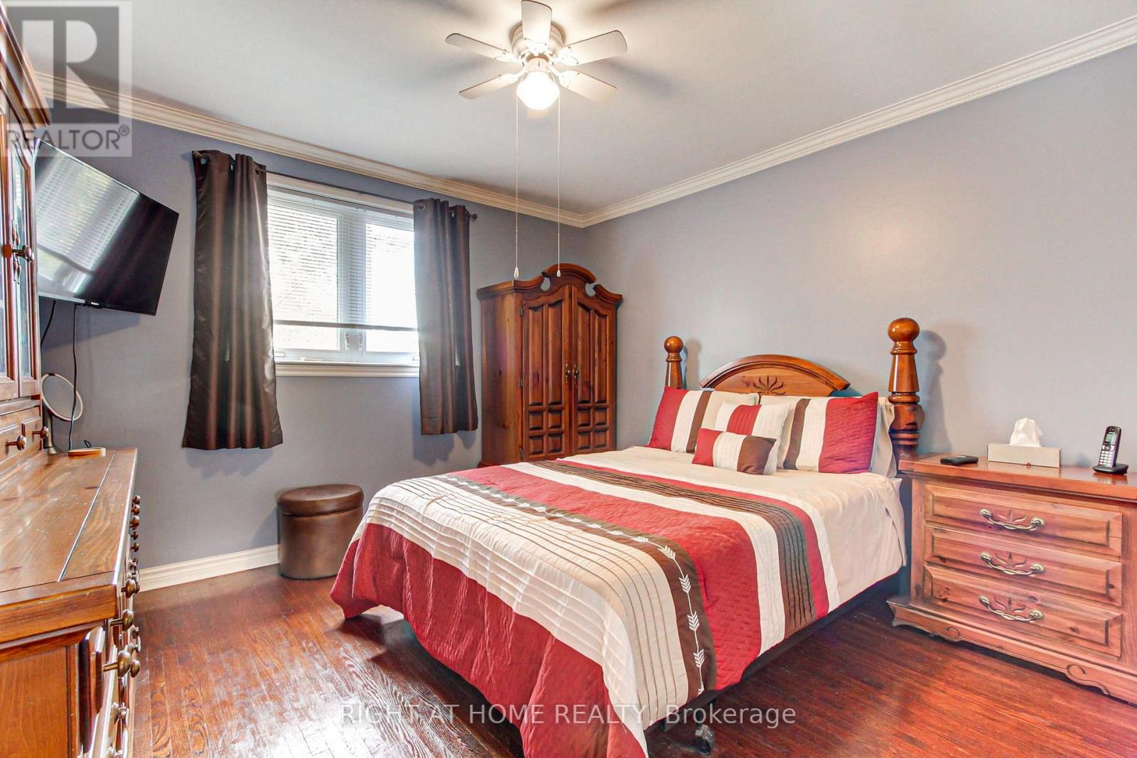 30 Kitimat Crescent, Aurora, ON photo 8