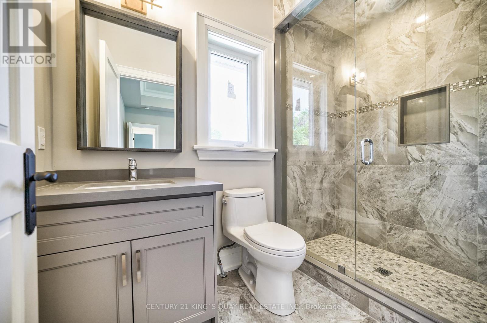 82 Cartier Crescent, Richmond Hill, ON photo 27