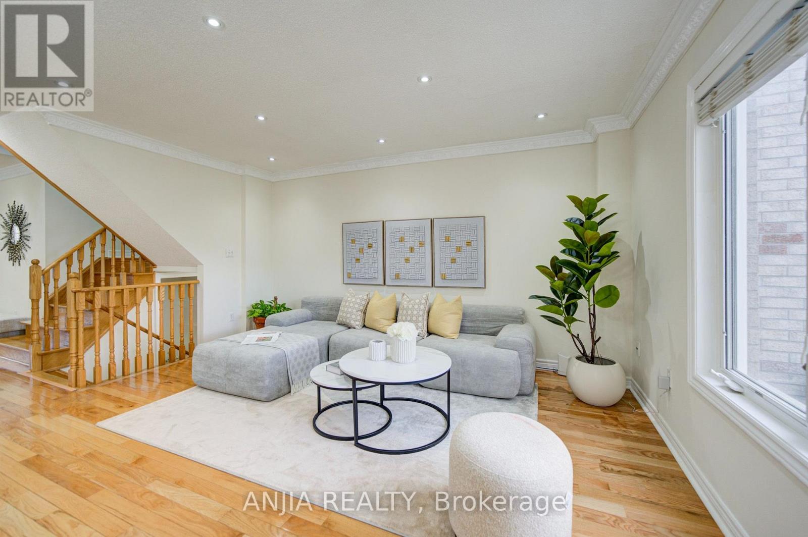 2035 Bur Oak Avenue, Markham, ON photo 17