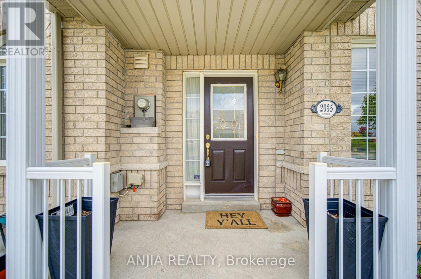 2035 Bur Oak Avenue, Markham, ON photo 2