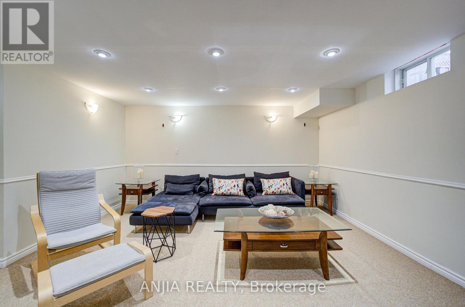 2035 Bur Oak Avenue, Markham, ON photo 33