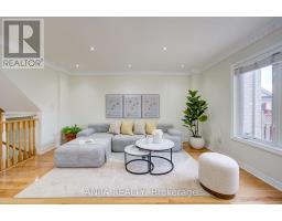 2035 Bur Oak Avenue, Markham, ON L6E1X3 Photo 18