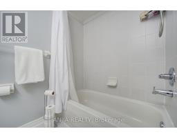2035 Bur Oak Avenue, Markham, ON L6E1X3 Photo 27