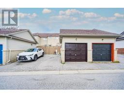 2035 Bur Oak Avenue, Markham, ON L6E1X3 Photo 42