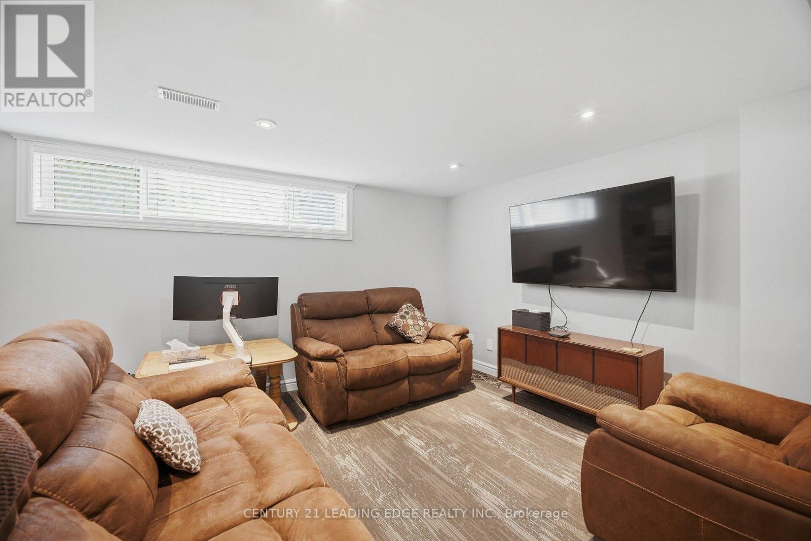308 Rupert Avenue, Whitchurch-Stouffville, ON photo 37