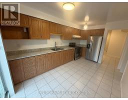 21 Tangmere Crescent, Markham, ON L3R6Z1 Photo 10