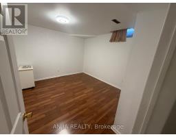 21 Tangmere Crescent, Markham, ON L3R6Z1 Photo 24