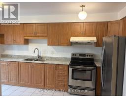 21 Tangmere Crescent, Markham, ON L3R6Z1 Photo 8