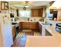 Kitchen - 11 Reserve Street, Turkey Point, ON N0E1W0 Photo 9