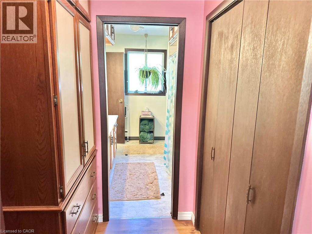 11 RESERVE Street - 28