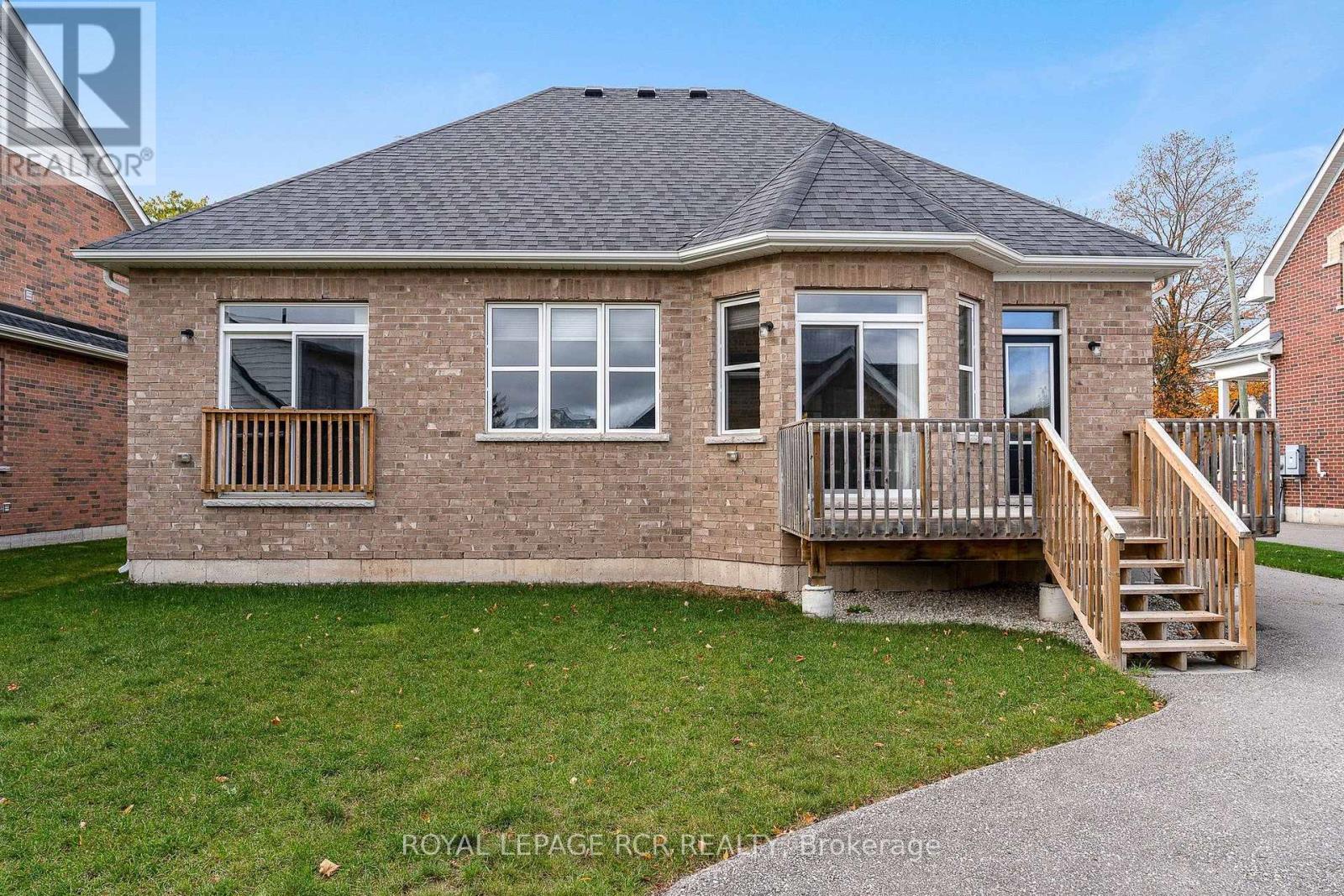 213 Mary Street, Clearview, ON photo 9