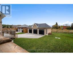 213 Mary Street, Clearview, ON L0M1G0 Photo 10