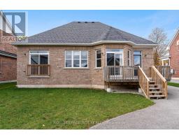 213 Mary Street, Clearview, ON L0M1G0 Photo 9