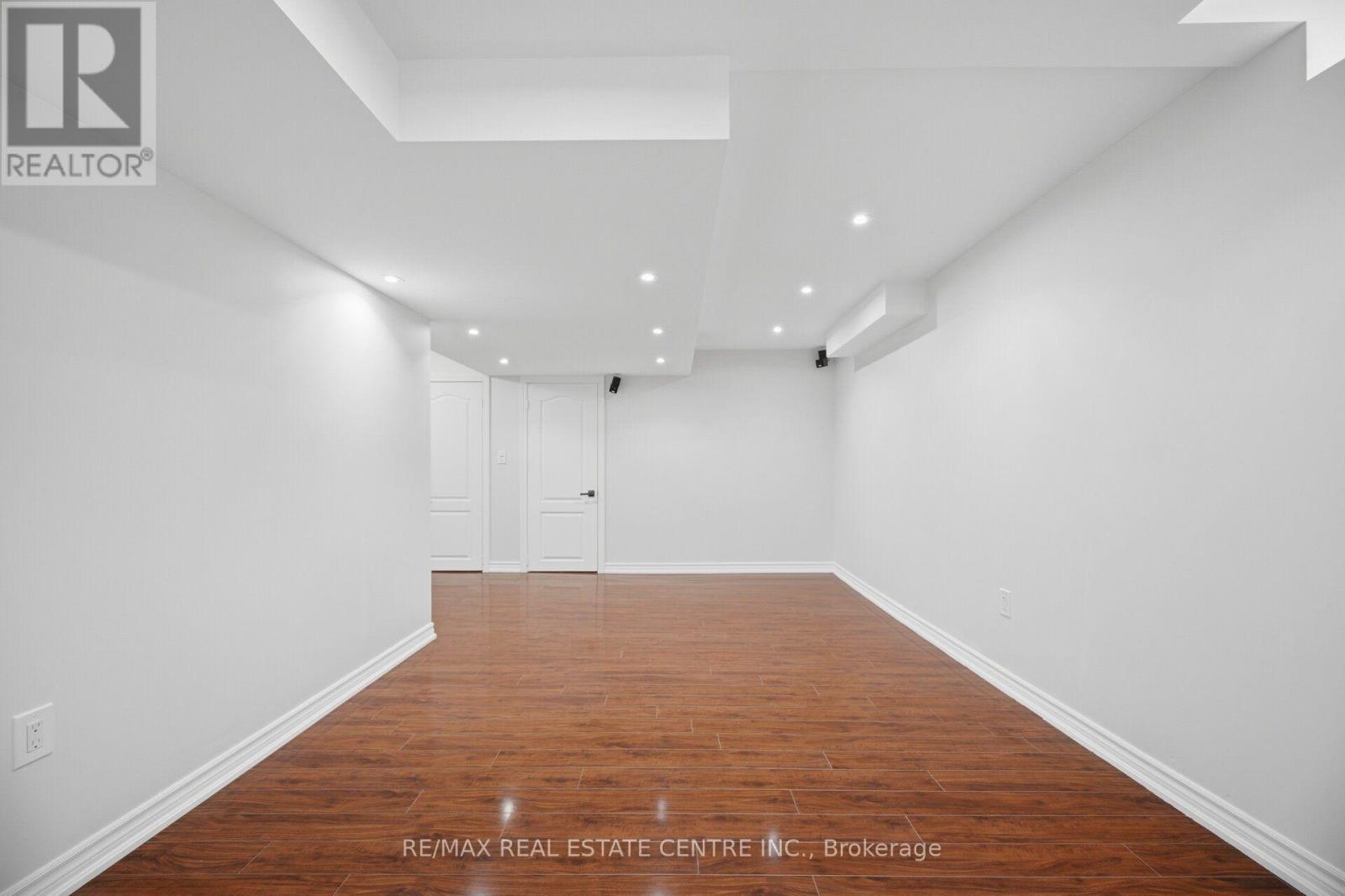 668 Caldwell Crescent — photo 39