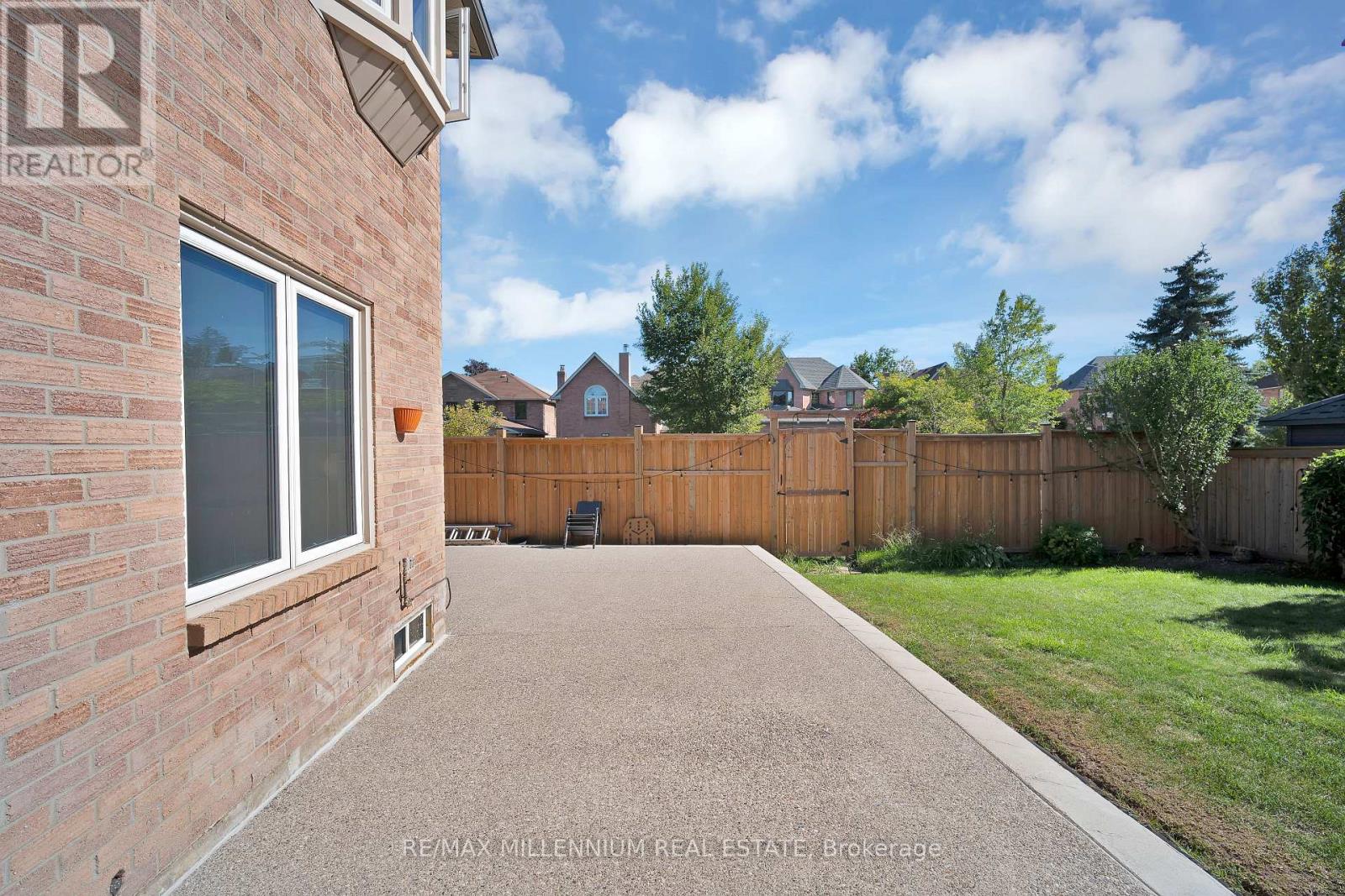 4165 Credit Point Drive — photo 37