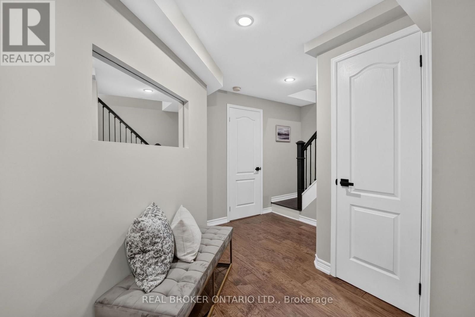 2243 Woodcrest Drive, Oakville, ON photo 36