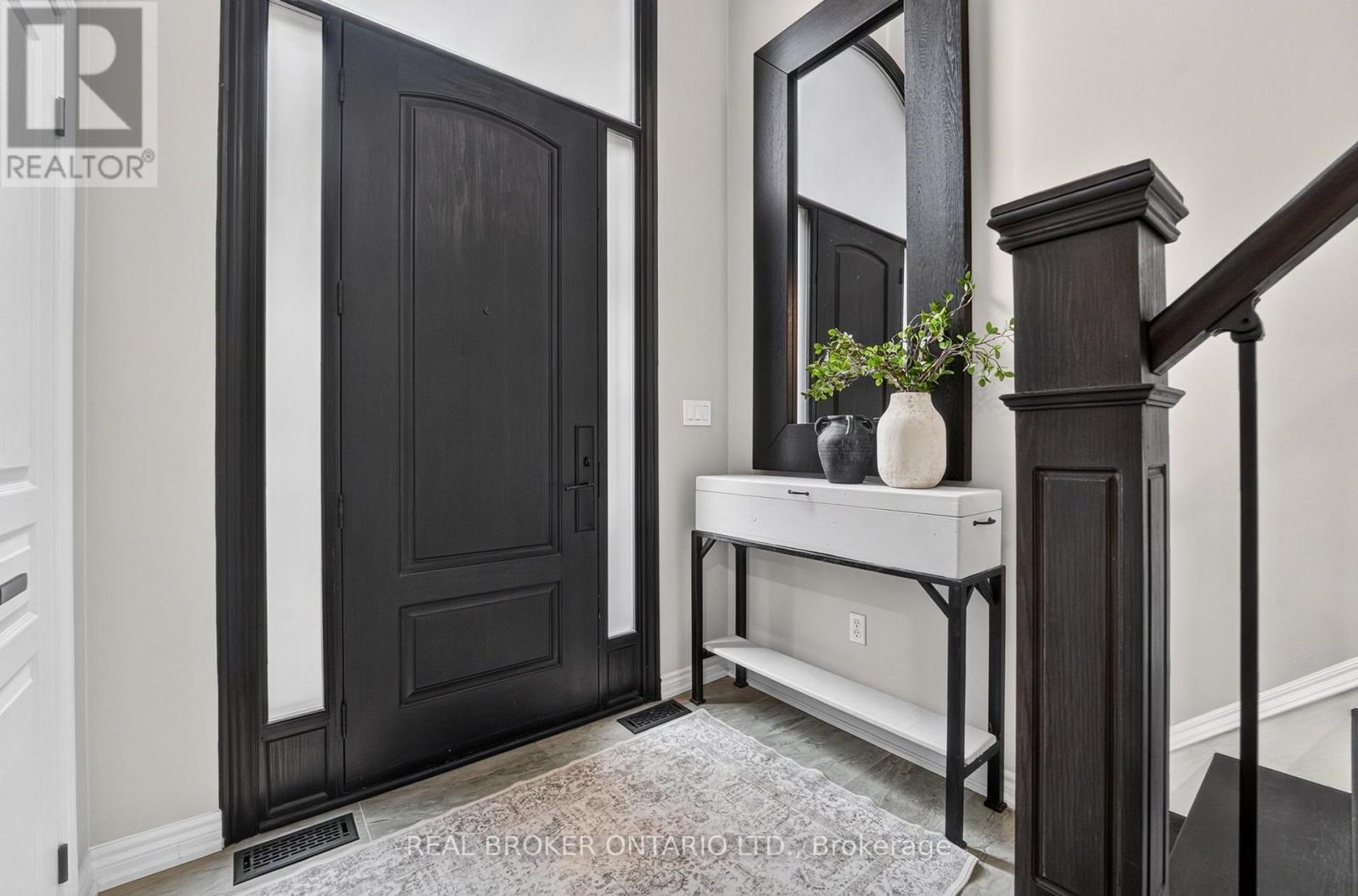 2243 Woodcrest Drive, Oakville, ON photo 8