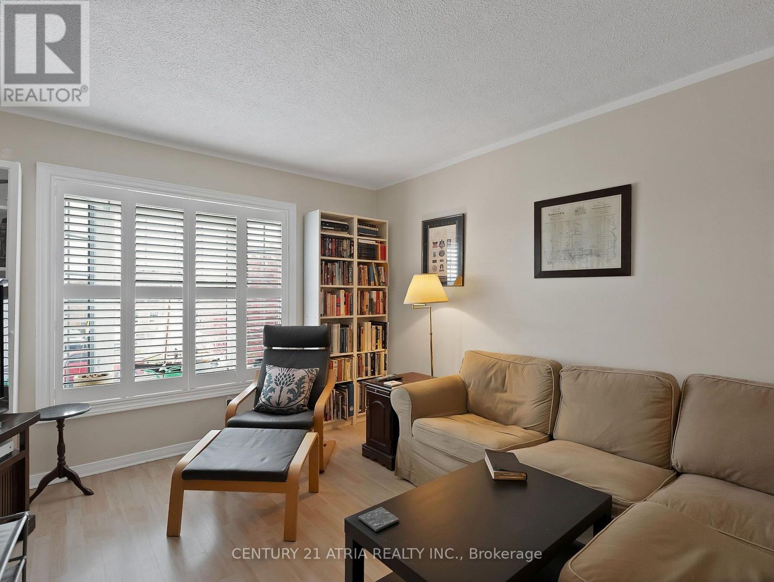 20 Lakeview Court, Orangeville, ON photo 2