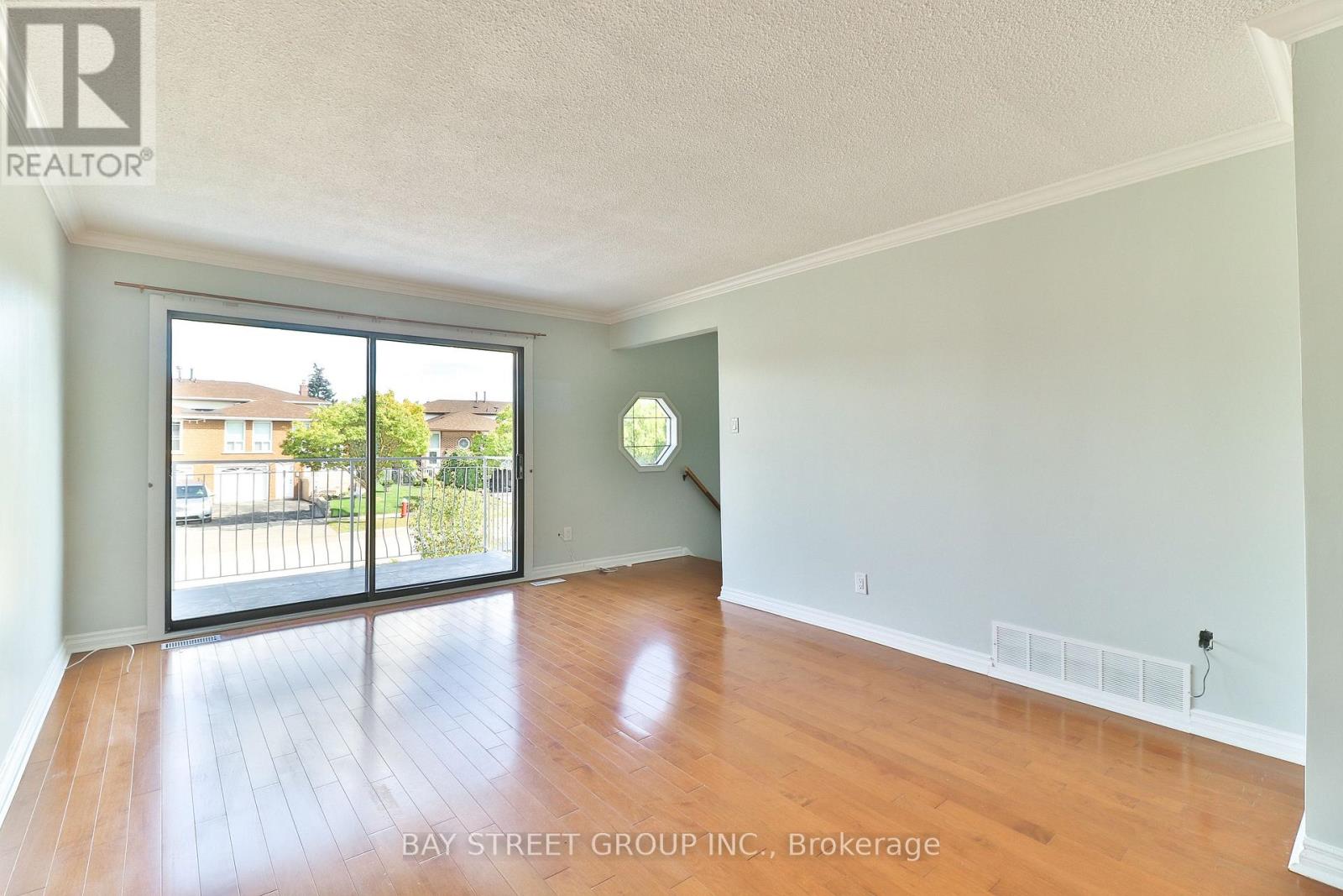 489 Fergo Avenue — photo 12