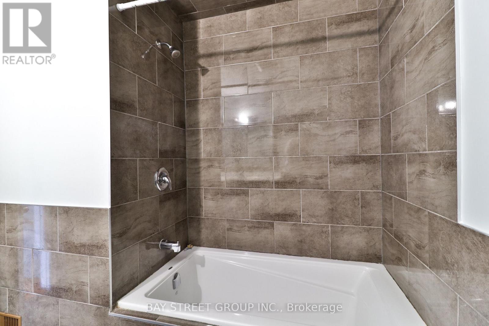 489 Fergo Avenue — photo 17