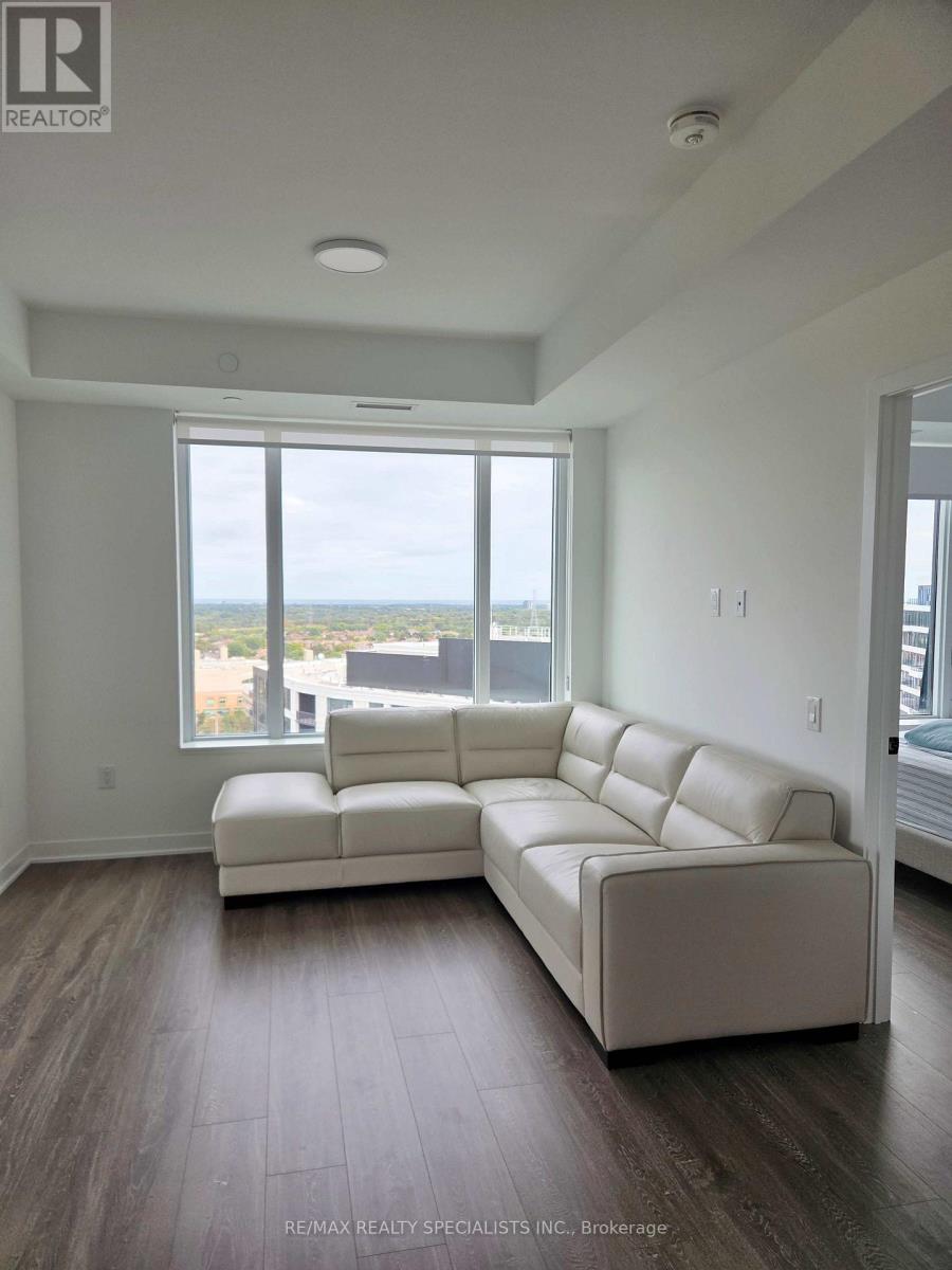 2495 Eglinton Avenue West — photo 4