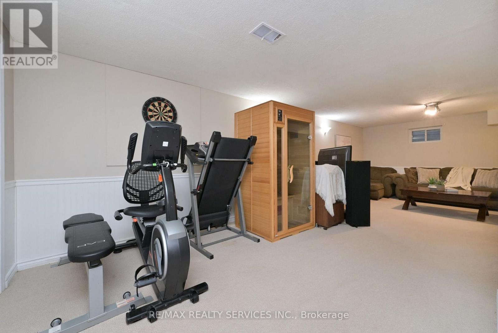 10 Danesbury Crescent, Brampton, ON photo 23