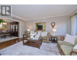 10 Danesbury Crescent, Brampton, ON L6T1T3 Photo 10