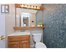 10 Danesbury Crescent, Brampton, ON L6T1T3 Photo 12