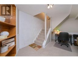 10 Danesbury Crescent, Brampton, ON L6T1T3 Photo 20
