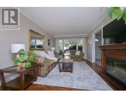 10 Danesbury Crescent, Brampton, ON L6T1T3 Photo 9
