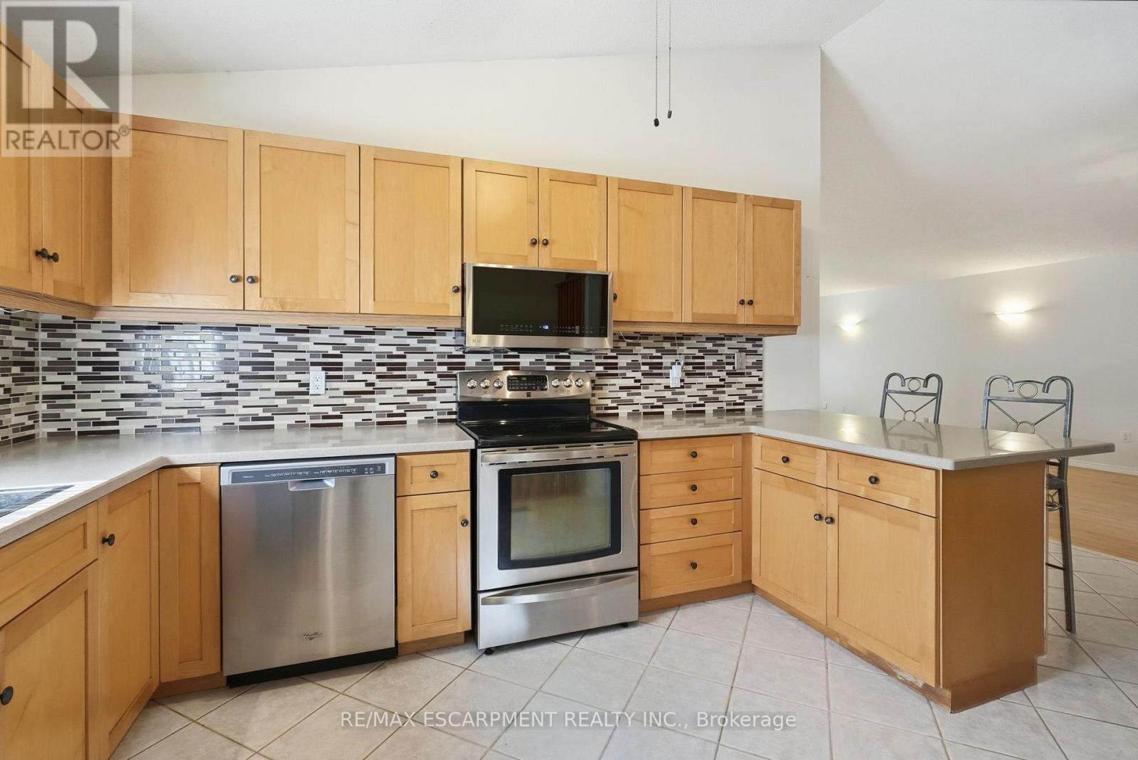 102 Cove Crescent, Hamilton, ON photo 16