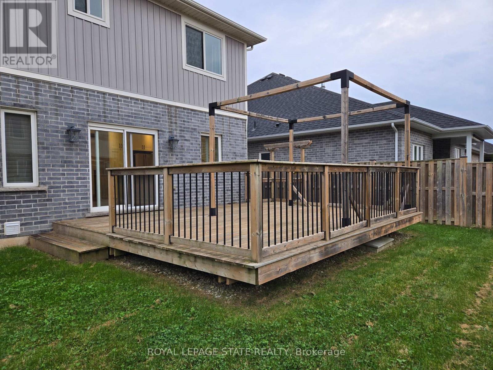 132 Lametti Drive, Pelham, ON photo 12