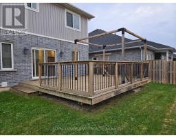 132 Lametti Drive, Pelham, ON L0S1E6 Photo 12