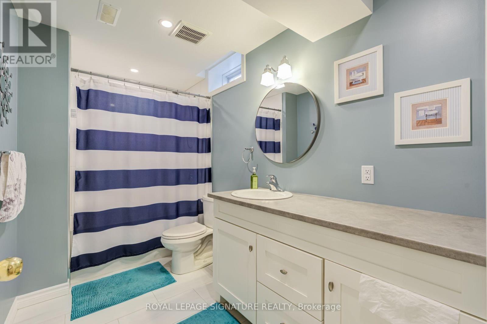 22 HUFFMAN AVENUE - 34