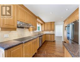 35 Mohawk Crescent, Ottawa, ON K2H7G7 Photo 12
