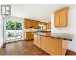 35 Mohawk Crescent, Ottawa, ON K2H7G7 Photo 10
