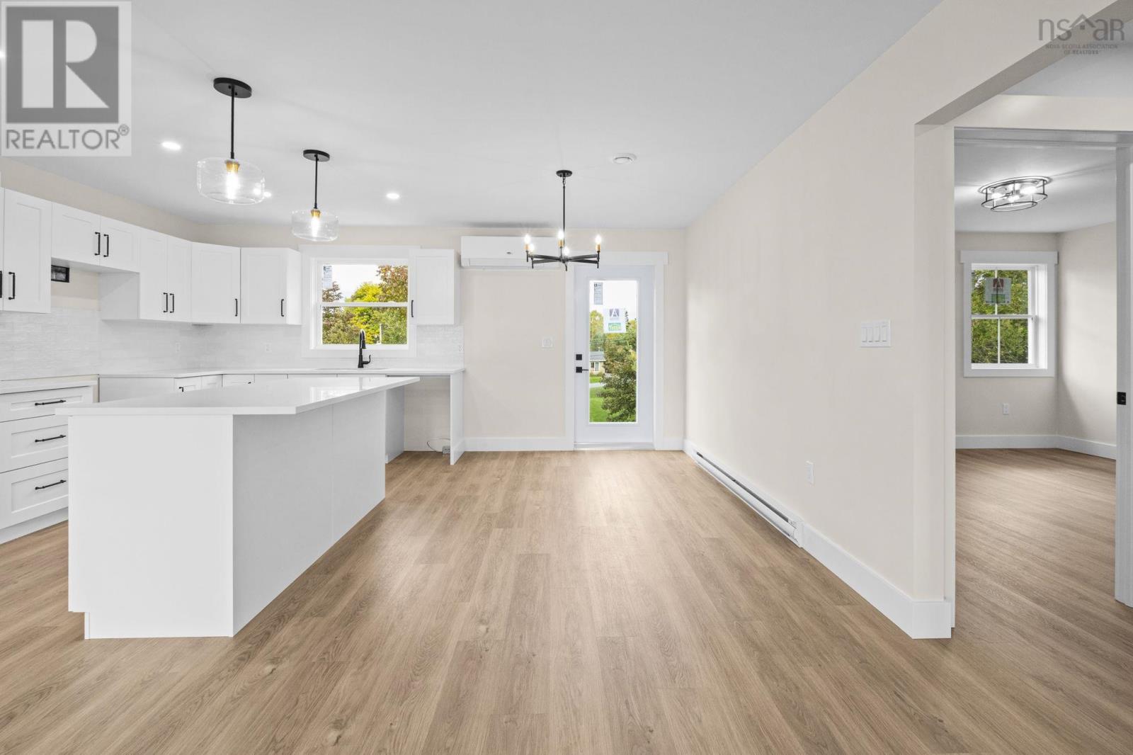 75 Burgess Crescent - 19
