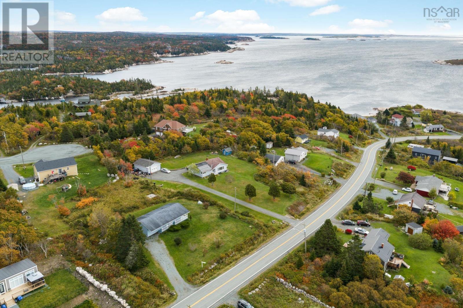 1570 Terence Bay Road - 39
