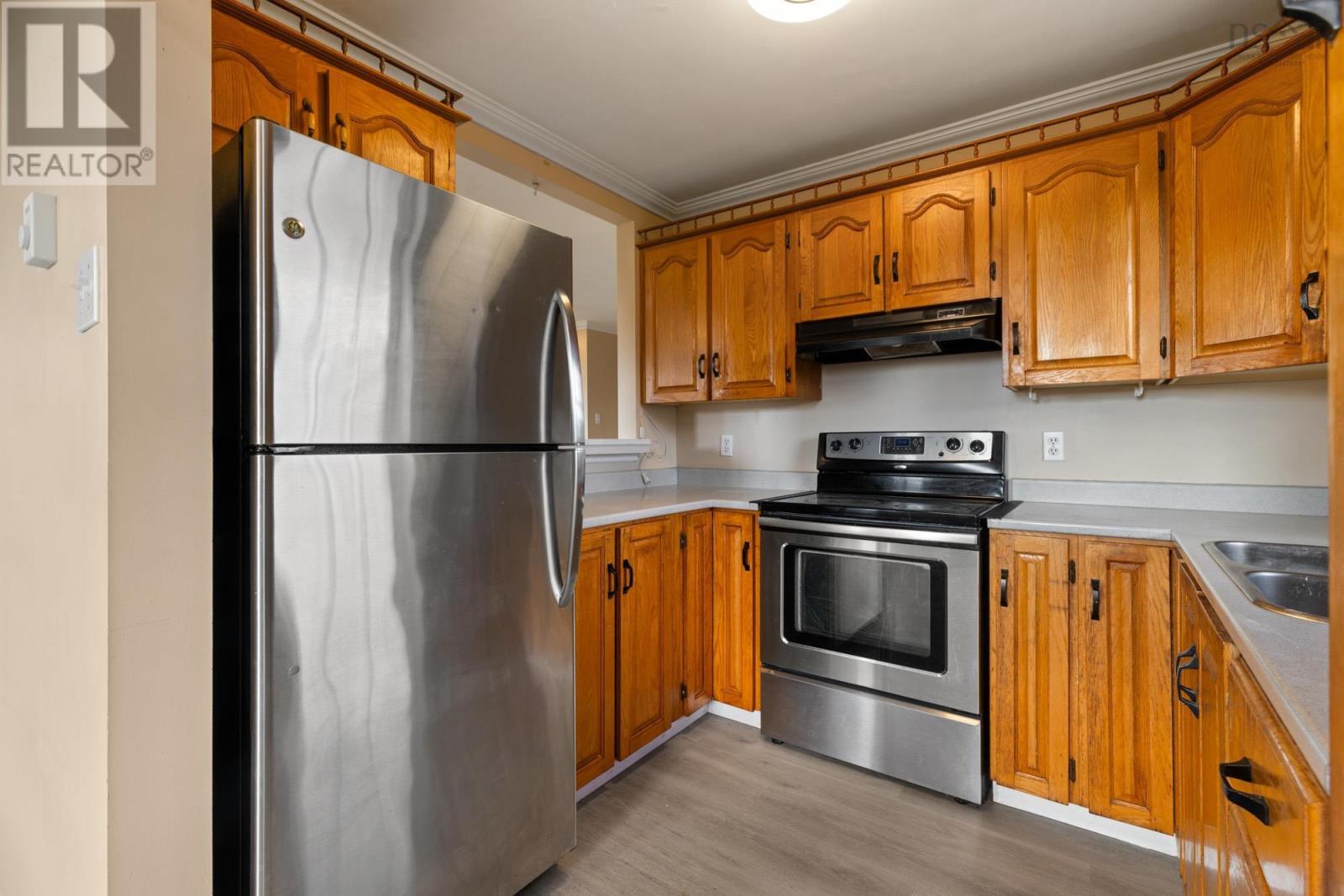 1570 Terence Bay Road - 16