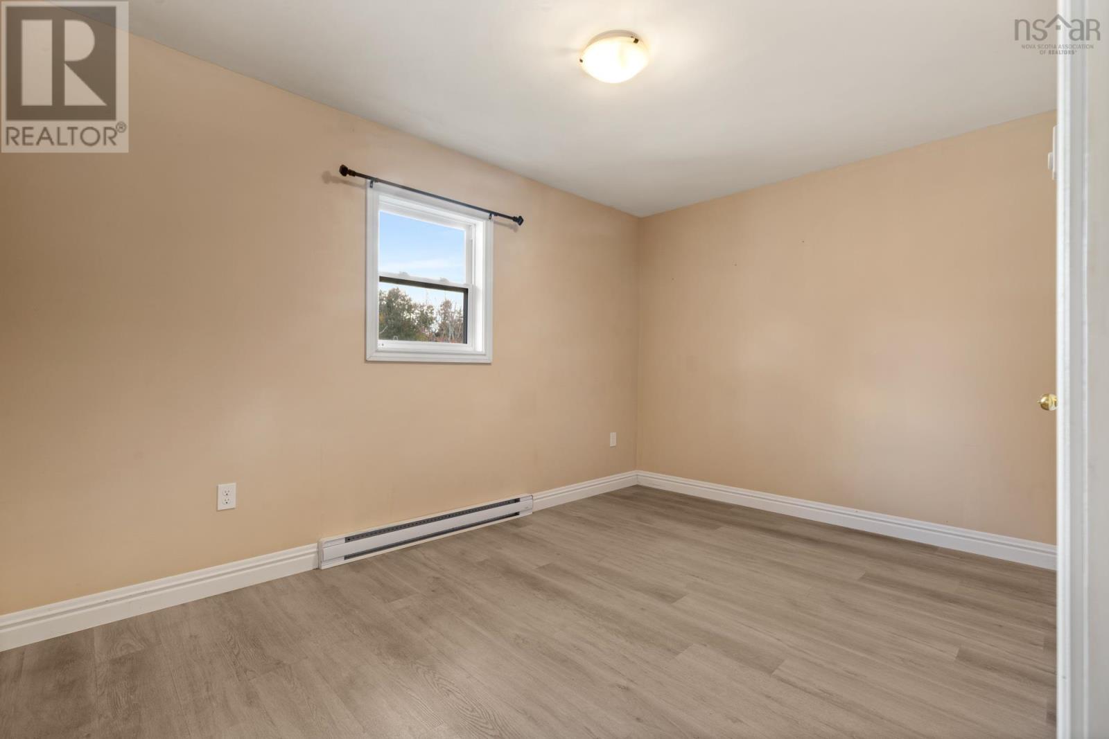 1570 Terence Bay Road - 25