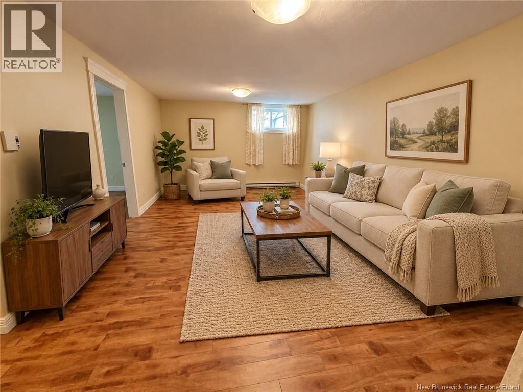 #102 80 Lakeburn Avenue - 28
