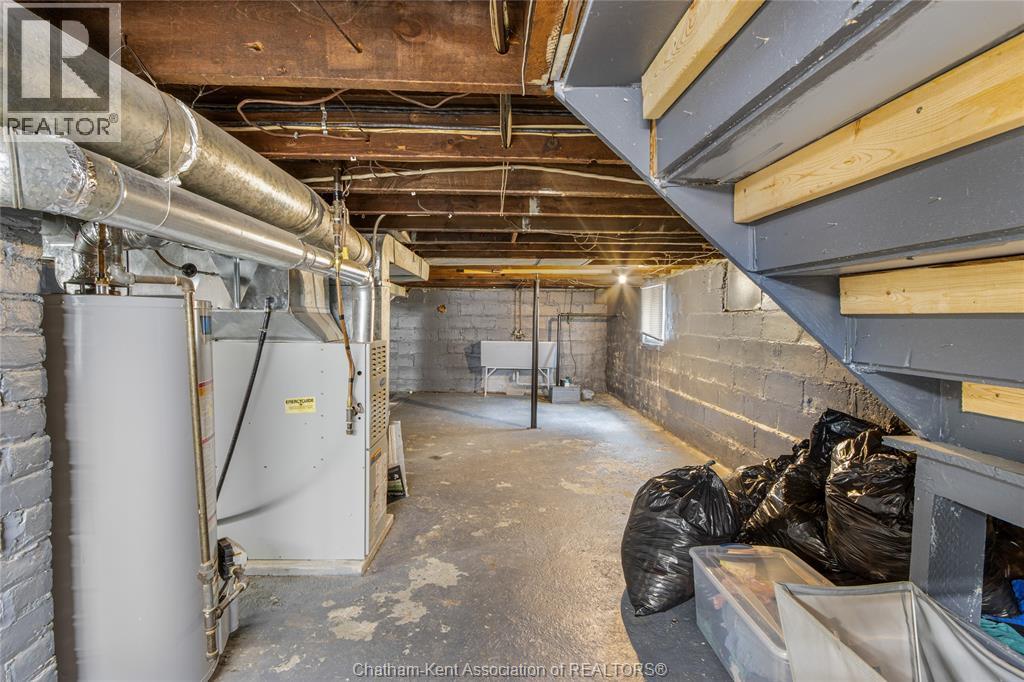 61 UNIVERSITY AVENUE - 28