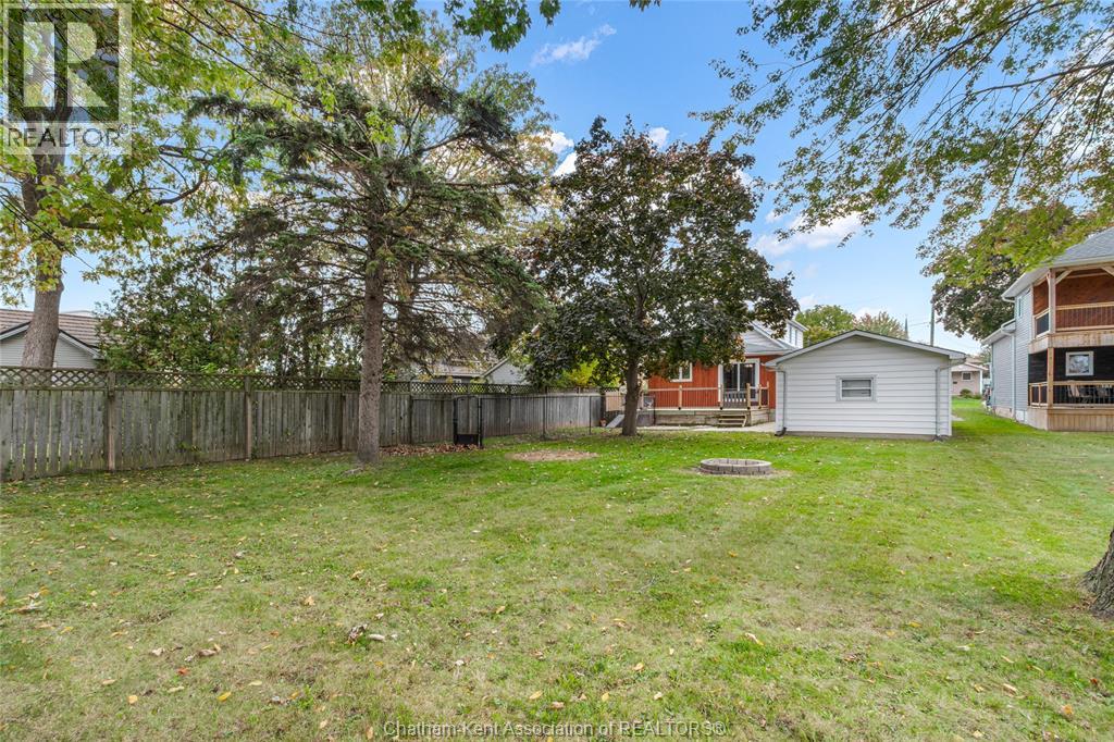 61 UNIVERSITY AVENUE - 36