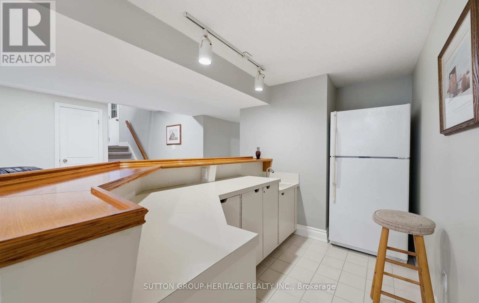134 BOOTH DRIVE - 25