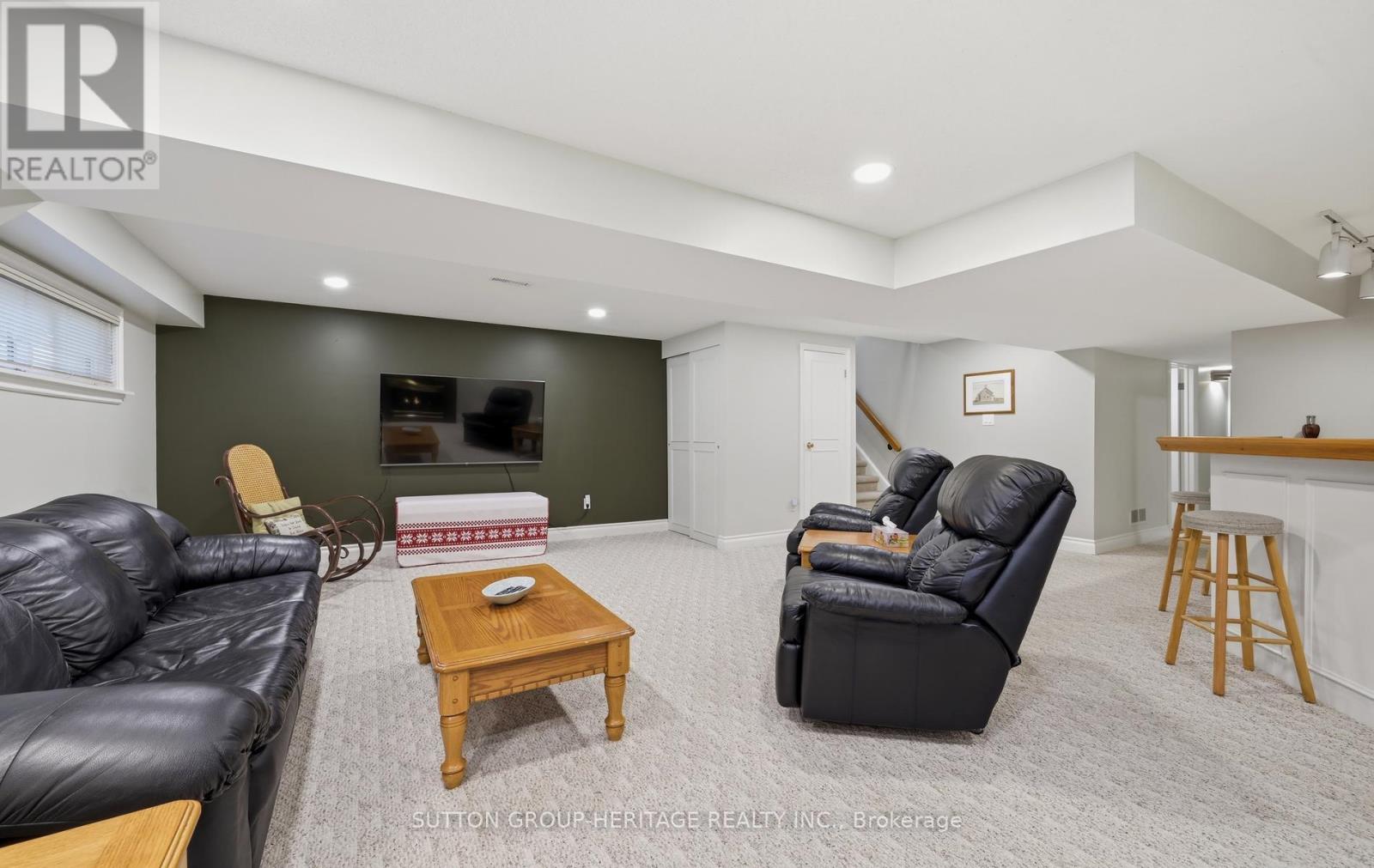 134 BOOTH DRIVE - 23