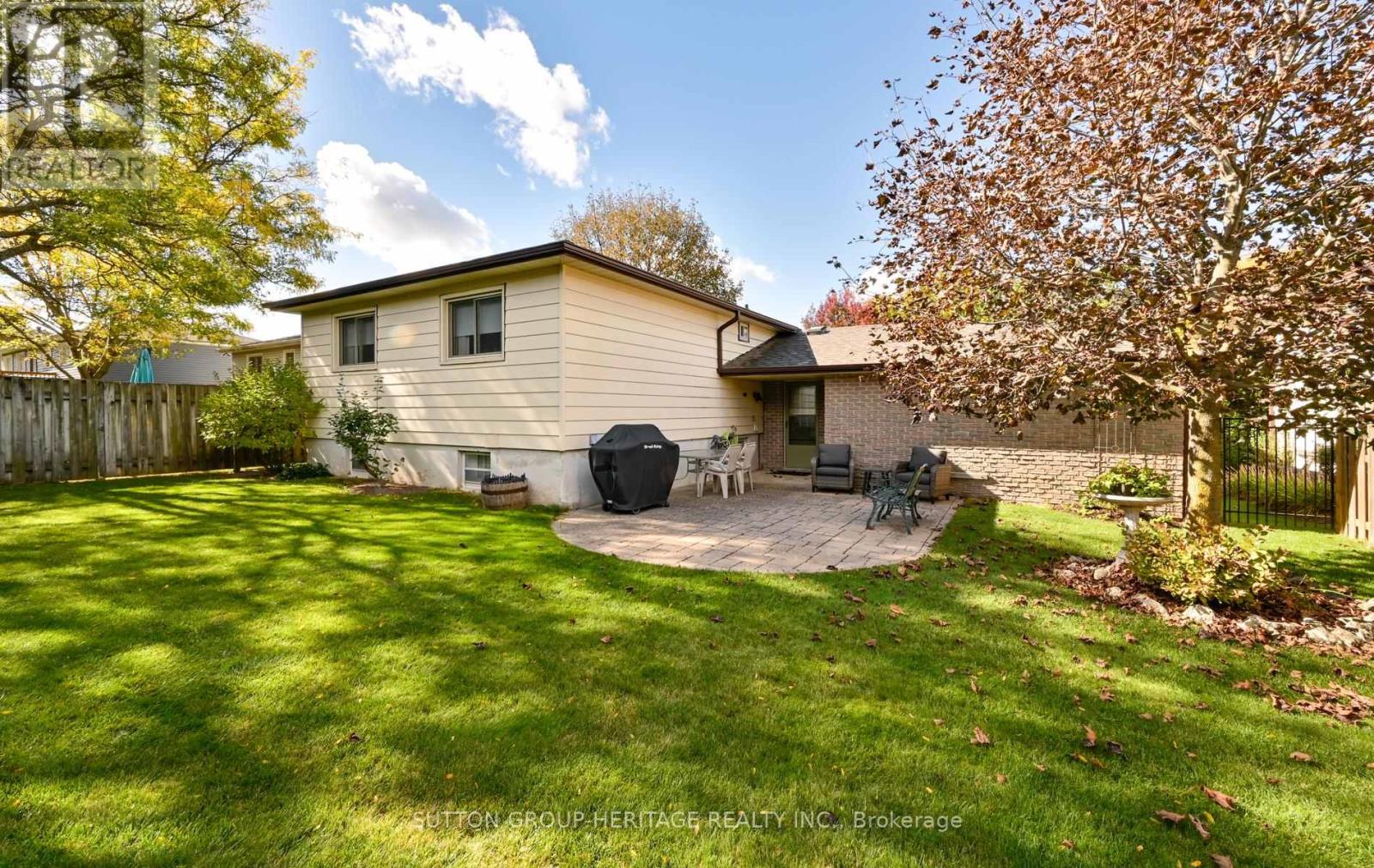 134 BOOTH DRIVE - 32