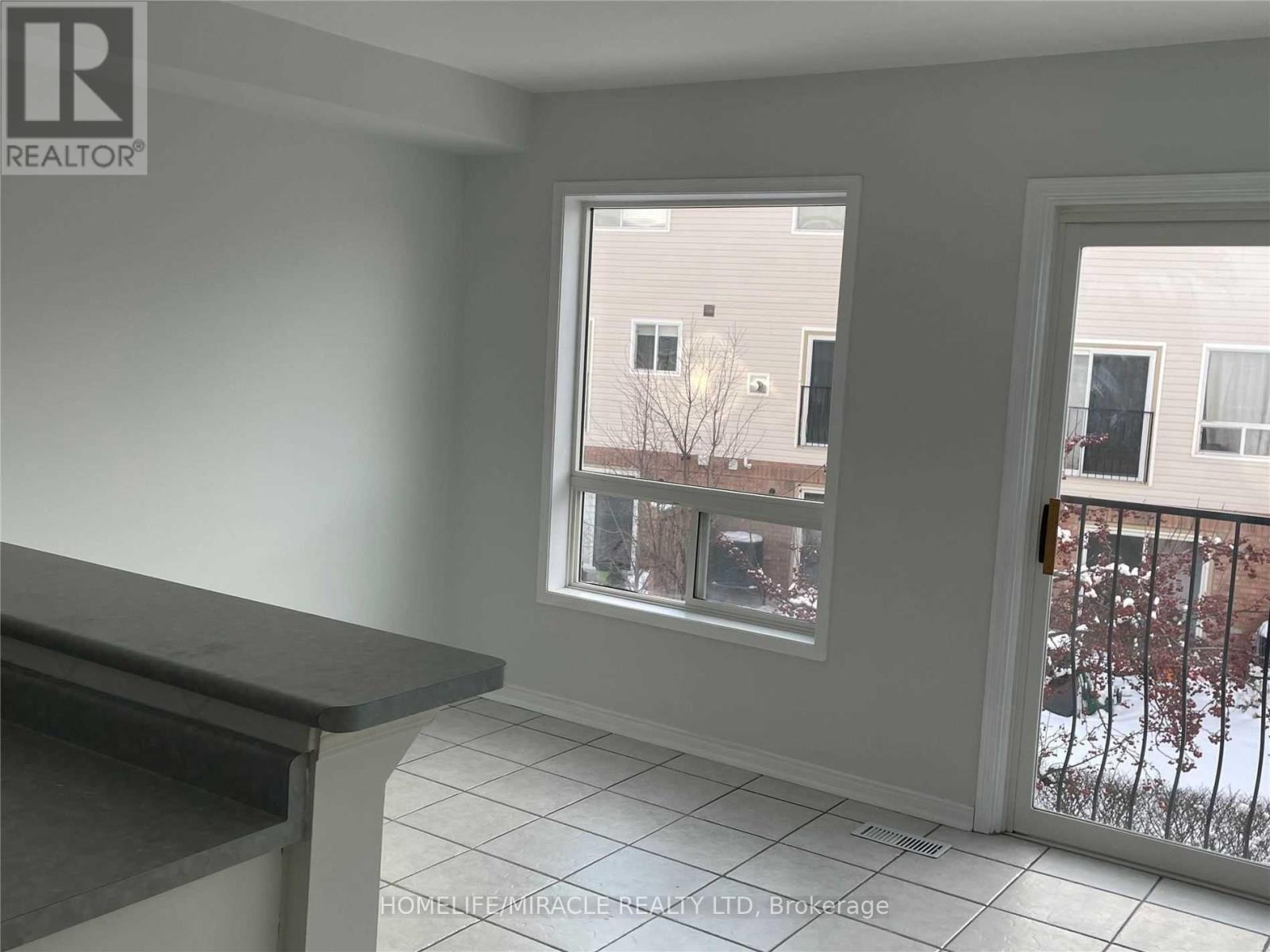 5055 Heatherleigh Avenue — photo 7