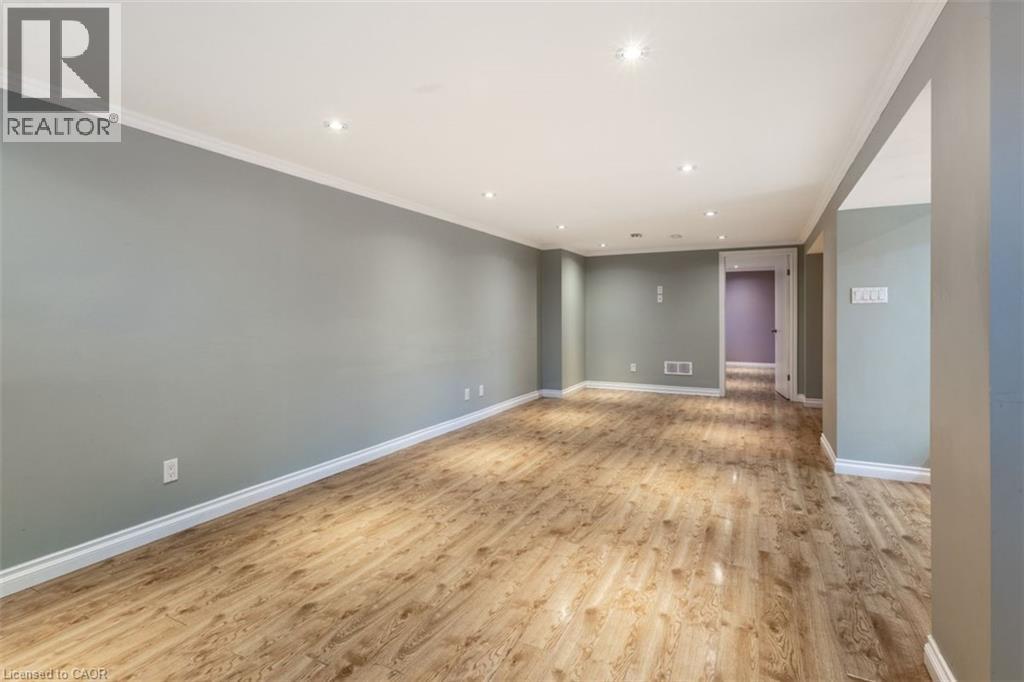 2142 Parkway Drive — photo 12