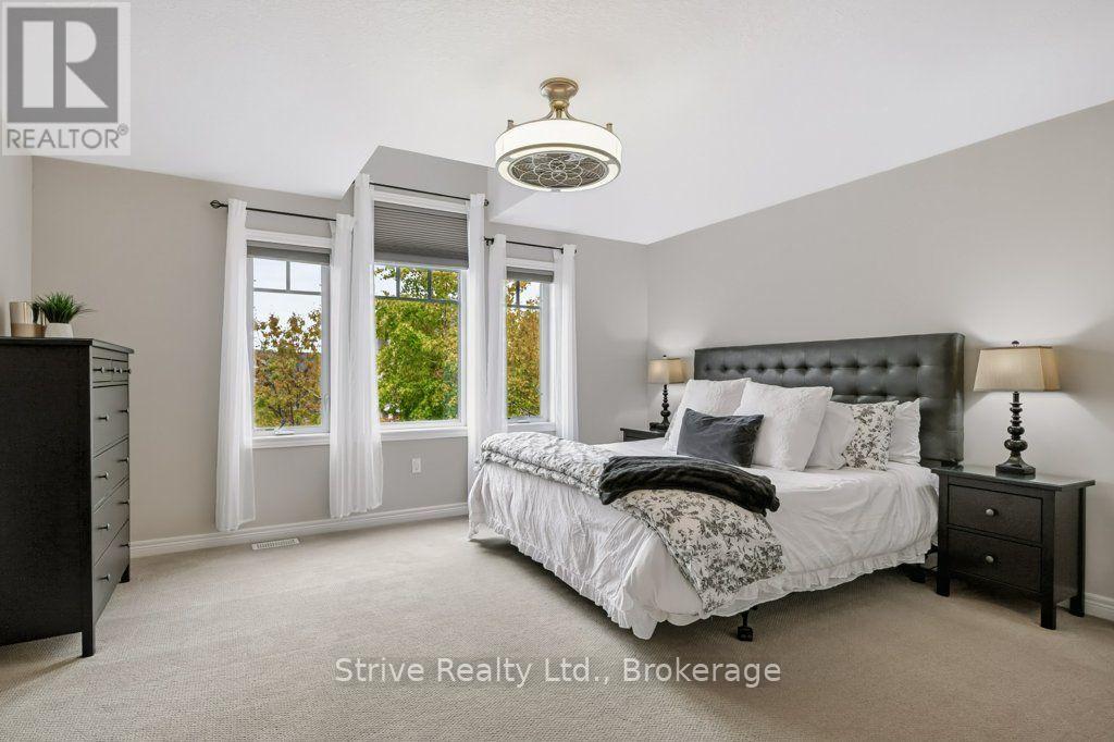 33 WARDLAW AVENUE - 21